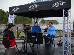 785A53DB-3AA1-4FE1-B74D-3031611E2E7D