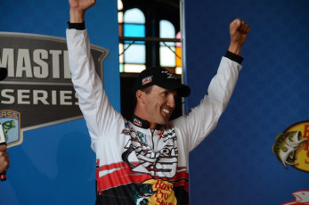 786F7E1E-8010-4FA4-9A95-16D15C2F3F4C