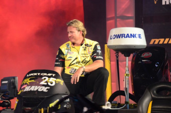 78CA2090-8592-488C-BF79-C6C76FE363BA