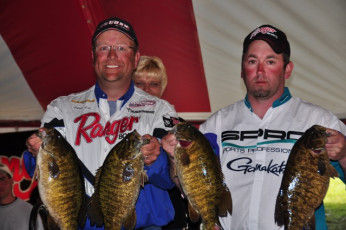 79CAB75D-3F48-485A-B3EF-EFA7A5CFE8B0