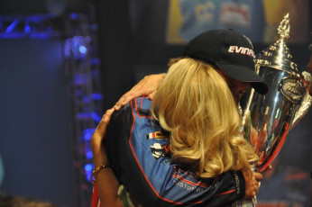 7A4F5B86-A8B9-4C28-9BFE-F4CC1A0D6580