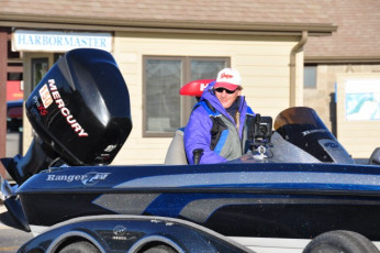 7A909EB5-4B4A-4074-975B-9FE49D4051C6