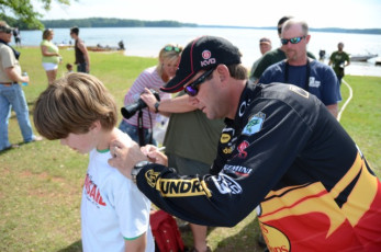 7AC1625B-BFFD-4D9F-85E8-7C9B795B2CD4