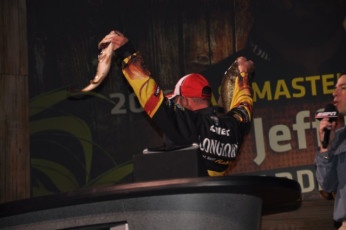 7AD4E891-8797-4383-93E9-0019CFF55BEF