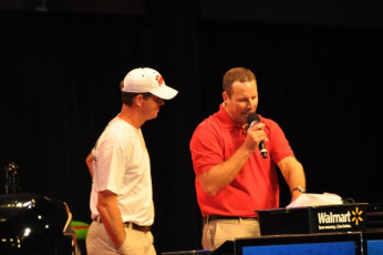 7AF0F010-0BD0-4BDE-91FF-0869C1AFF024