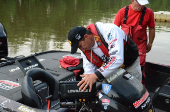 7AFBB19F-72E6-412B-A8DB-033AF4C6971F