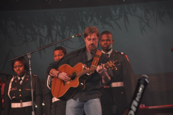 7B04CD5F-253E-4CA1-BA0D-A1700B51C8C4