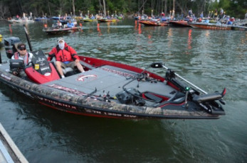 7B252BDD-E860-4D8F-8509-45ABE2AABEB5