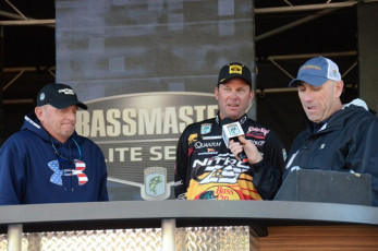 7B3E5B50-38C6-476B-ADC6-FD6A463C8DF4