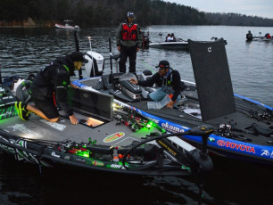 7B9B8774-9A2B-4157-8A94-462A326C433D