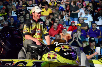 7BAD0897-58A0-4461-803C-C9B947D00704