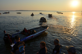 7BD619B7-B7A0-456A-A8B0-E4CDA4806F56