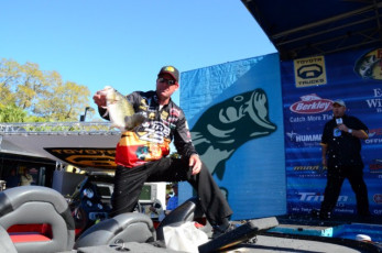 7CC2B92A-0522-4509-9986-7895A6962581