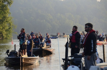 7CFADF00-7EBA-4777-A48A-70304A35244E