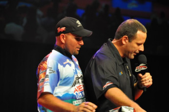 7D026051-F014-423A-8595-E45BB895D393