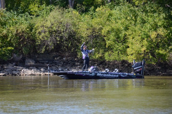 7D6E380E-547D-4361-947D-EECCE886CC7A