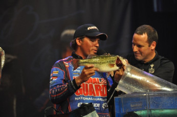 7D7C46B6-9748-43EA-A92F-F50319FE4910