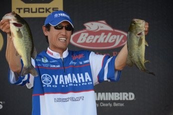 7E02B671-9B10-4D33-A844-26A73E099DB6