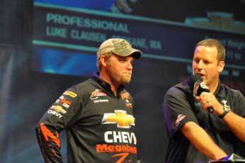 7E9D8FFF-E87C-4F1E-BC24-1A6305D9864F