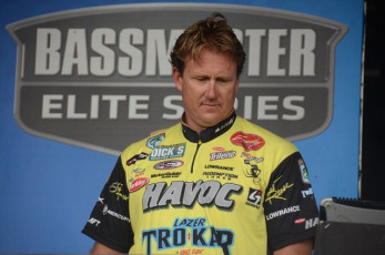 7EEBFDB0-1F6E-44D9-B353-DAFE64F47F2C