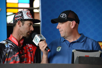 807FA476-BEEF-433D-A59A-A7191E85E0A1