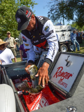 809BBF95-1F07-4857-A3E1-CF30A1D7747B