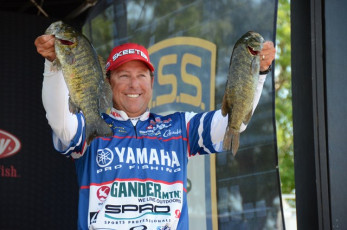 80E3A942-4C6B-4EBE-87FC-4418B41CAAF5