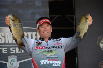 82195945-209B-40B9-AEE2-095A694008B1