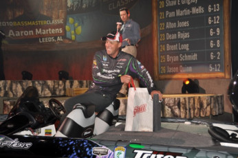 82ABB86C-5E84-4959-823A-B7D2A95D2262