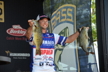 832EAD6B-EE18-4A57-A48A-BDD6EF588323