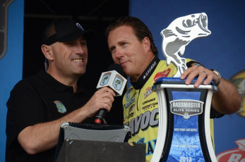 847E1CEE-8B01-4752-AB7F-4DC1F79A0471