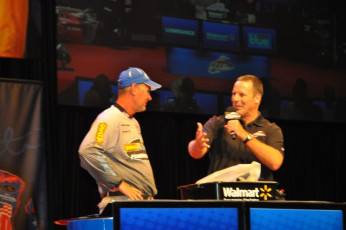 84C82307-3AD4-4E9B-9015-80FD23FCC60A