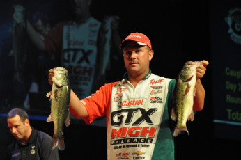 8551DD3F-5CA7-482C-B134-7E780EE7AC89