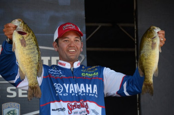 8554B792-D2A5-4319-AB30-2C76EF31B1BB