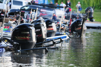 85A32D19-730B-4EF8-A517-A4FBA200E9F3