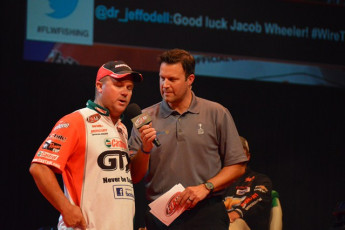 85EF5918-C94F-4E5B-A444-FDD2B0CF0C98