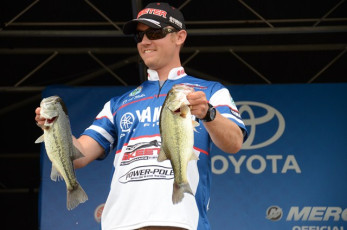 868236DC-4528-4E92-9852-293F268B3FC3