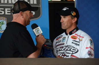 86FC3F97-5D5E-4831-BE68-1E77C9640AEF