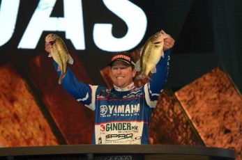 871FE4B8-38CA-4CF3-9C18-F8FA60D18FEB