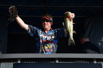 8735A529-A8BA-49A1-81A8-E7A6A55FD83C