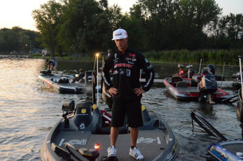 873CA5FB-9D15-4B5D-8086-944D2AA578F9