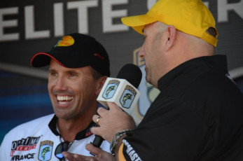 879AA6D3-6994-420D-A544-D2F3840957A5