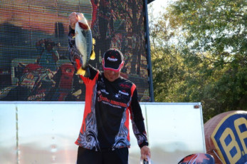 881AB56F-AC7F-4E45-B73B-BC271889FE86