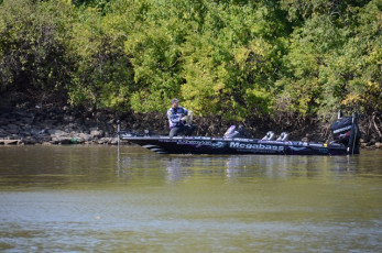 8839F051-18B1-459C-8089-6DE4B97F613A