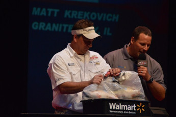 88A64E75-E24E-4DD8-9BE9-C292A228BC0B