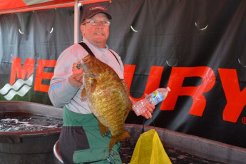 88D72647-7EE3-4F4C-AB79-7DC6235BE3B2