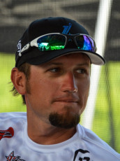 89459231-B63F-4098-9DDF-C676143ABE24