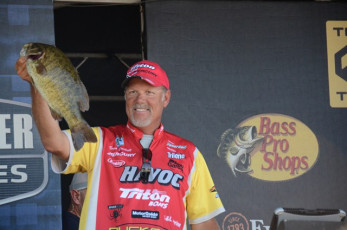 8ABAFAA4-080E-4EB2-AC83-FB177C3A2274