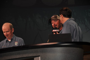 8ABD7343-702D-4EA5-B757-D95A88A0C66B