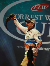 8AD10814-6880-41CC-8D9A-6102C70DD43D